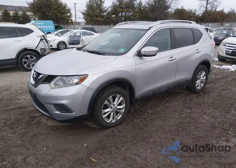 2015 Nissan Rogue Sv z USA, uszkodzony, nr VIN 5N1AT2MV3FC824090